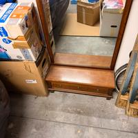 Specchio con casettini