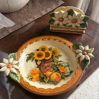 Vassoio in ceramica decorato