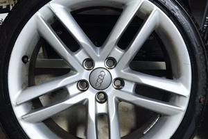 Set 17" Originali Audi A1 (5x100) + Gomme incluse