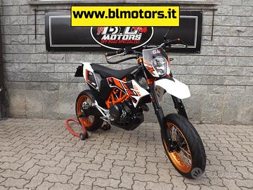 Moto KTM SMC 690 R - 2017