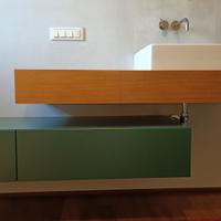 Arredo bagno laccato verde