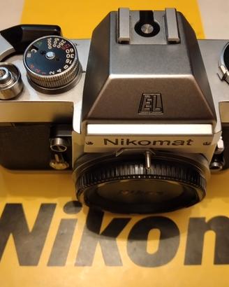 NIKON JAPAN NIKOMAT EL Auto Manuale