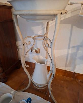 Toilette in ferro