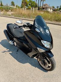 Yamaha tmax 500