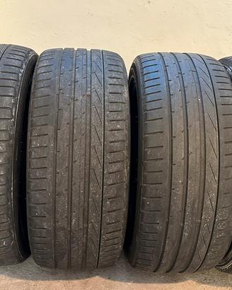 4 Pneumatici Hankook