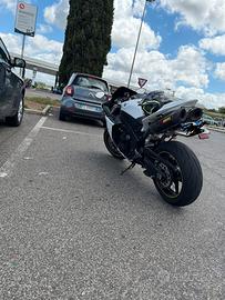 Yamaha R1 Big Bang