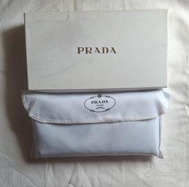 PRADA portafoglio