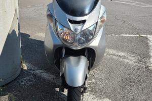 suzuki burgman 400 2005