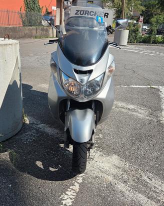 suzuki burgman 400 2005