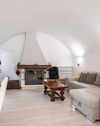 Casa indipendente di 224 m² con più di 5 locali a 