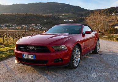 Ford mustang cabrio