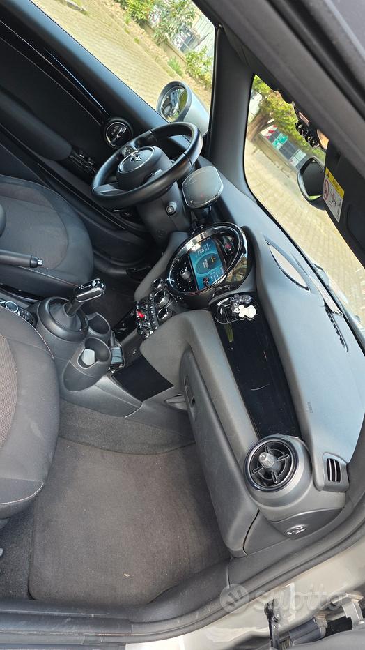 MINI Mini CooperCbr(F67)