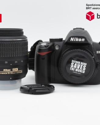 Nikon D3000 + AF-S DX 18-55 F3.5-5.6 G VR