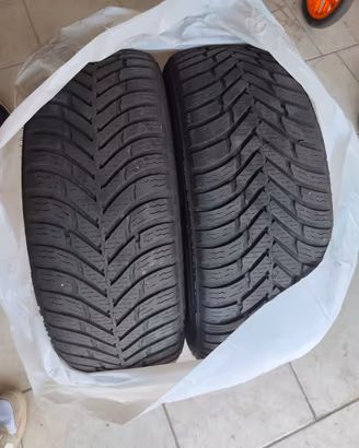 Due gomme Nokian weatherproof 175/65/R15 84T