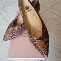 Décolleté L'Arianna in vera pelle stampa serpente 