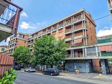 2 LOCALI A TORINO