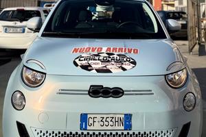 Fiat 500E 42 KWH La Prima