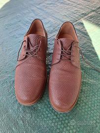 scarpa classica in pelle geox tg.43