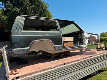 scocca Jeep Cherokee XJ 2.5 vm