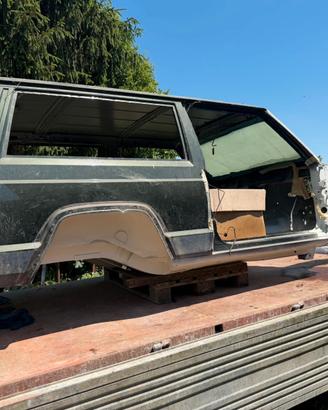 scocca Jeep Cherokee XJ 2.5 vm