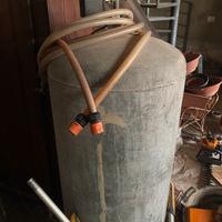 Serbatoio 200 l Autoclave con manometro