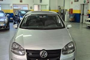 VOLKSWAGEN GOLF 2.0 TDI