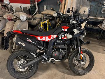 aprilia sx 125 incidentata