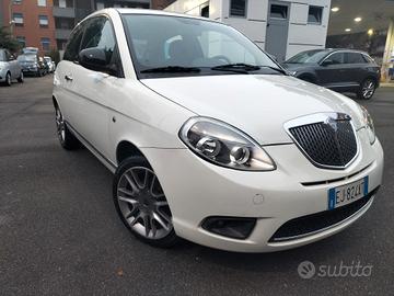 Lancia Ypsilon 1.2 69 CV Diva