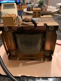 Trasformatore corazzato 40 V 150 VA