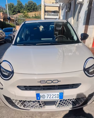 Fiat 600 Hybrid 110 CV DCT MHEV