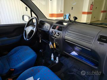 Opel Agila