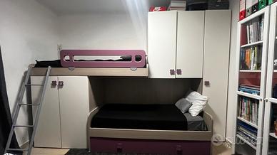 Letto a castello ( 3 letti singoli )