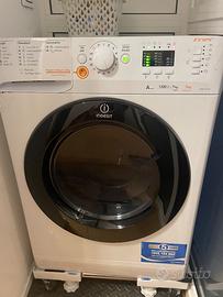 Lavasciuga Indesit