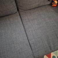 Divano con penisola compatto