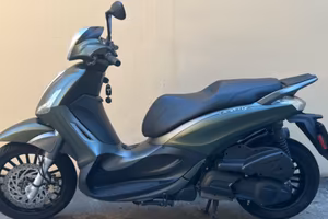 Beverly s 300 verde opaco 2021