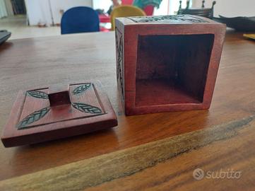 Scatoletta etnica in legno
