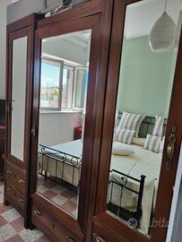 armadio antico tre ante