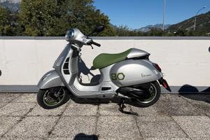 Piaggio Vespa 310 GTS hpe 80