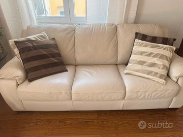 Divano e poltrona in vera pelle Natuzzi