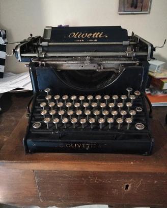 macchina da scrivere olivetti M20