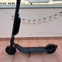 Monopattino Elettrico Ninebot Segway E45E