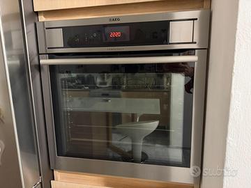 Forno AEG BS835680WM  anche con funzione VAPORE