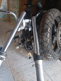 Avantreno completo, carburatori 
