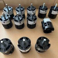 Interruttori e invertitori tripolari HD160xF111