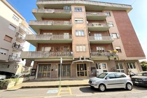Appartamento con 4 camere in piccolo condominio