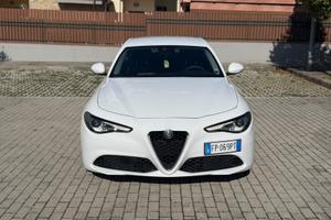 Alfa Romeo Giulia 2.2 180 CV AT8 Super