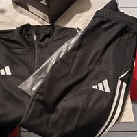 Completo Adidas allenamento