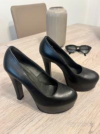 Eleganti Décolleté in vera pelle, nera
