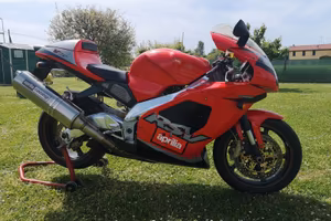 Aprilia RSV 1000