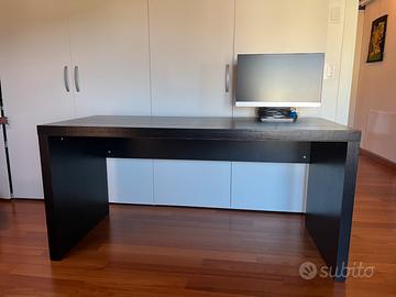 Scrivania nera ikea 151x65xh72